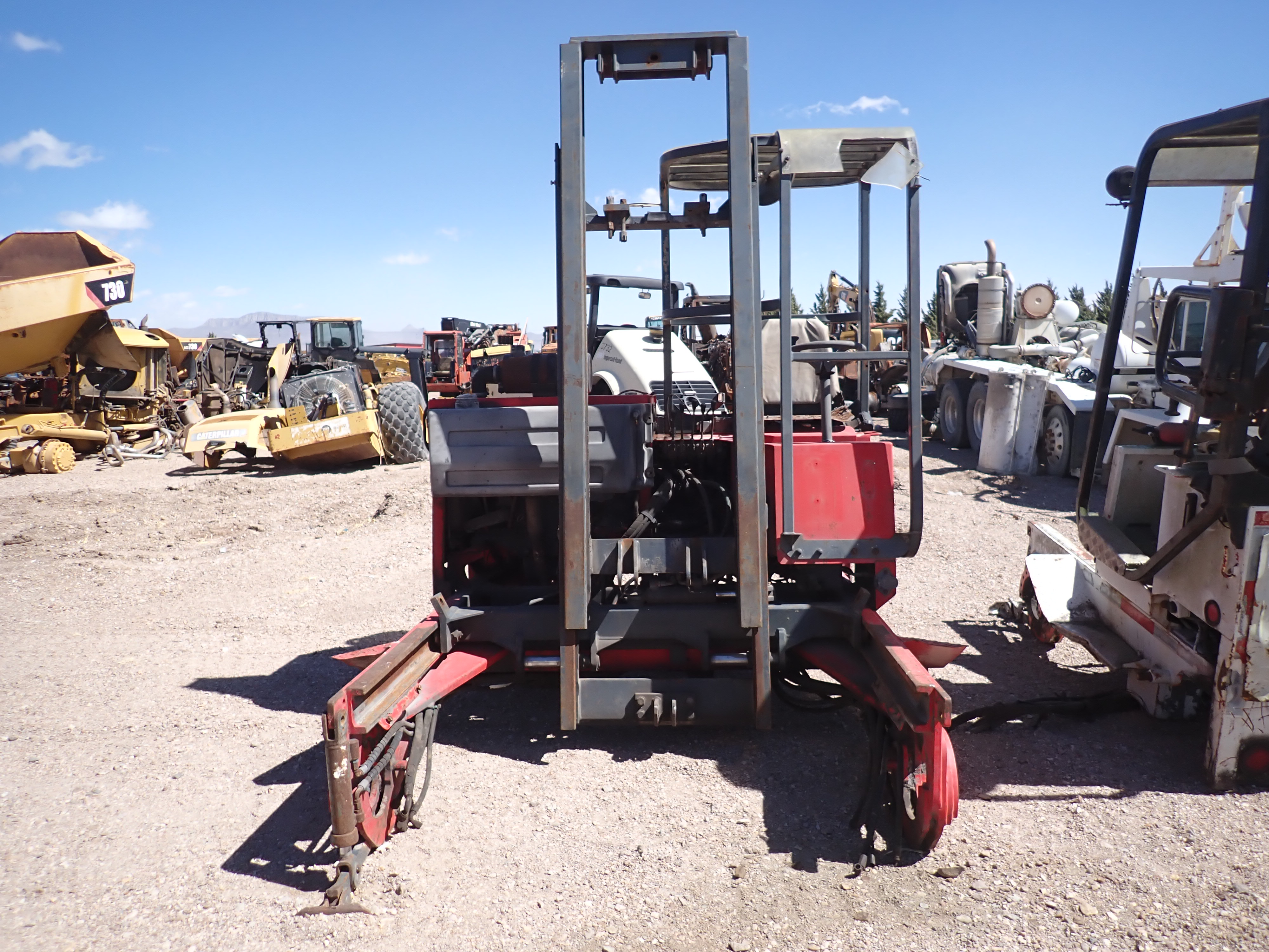 ./imagenes/INVOICE/2019/16568/MONTACARGAS MOFFETT_M5000 (1).JPG